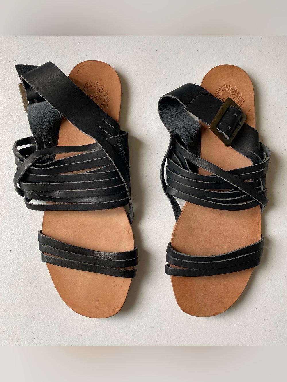 Ecote Size 10 Black Strappy Genuine Leather Metal Buckle Strap Slip-on Sandals